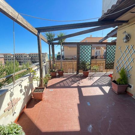 Le Palme Lägenhet Lido di Ostia Exteriör bild